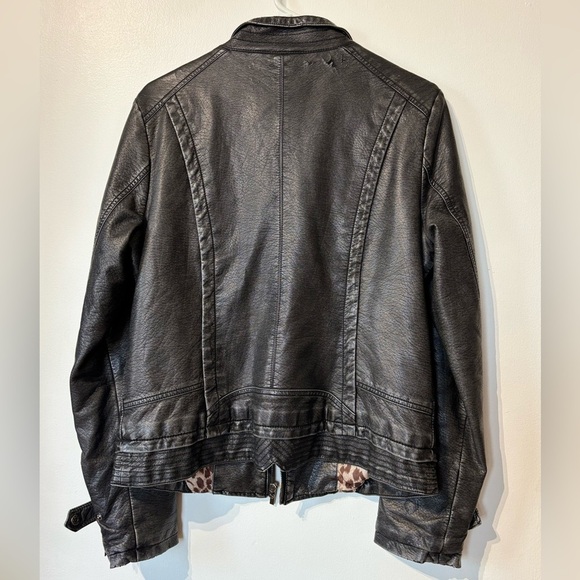 🎉4/30$🎉 Point Zero Vintage Black Faux Leather Moto Jacket – Medium 🖤 - Picture 7 of 8